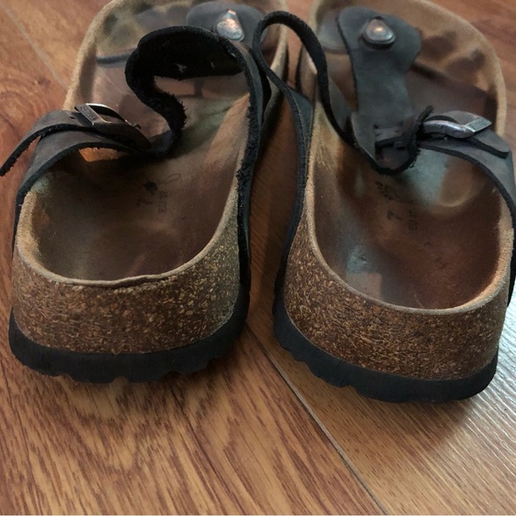 Betulah Sandals - Picture 7 of 9